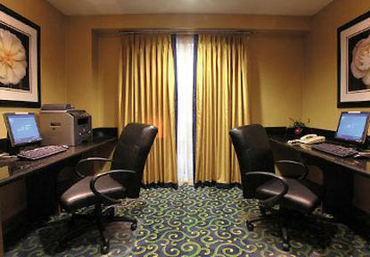 Studios And Suites 4 Less - Gum Road Chesapeake Servizi foto